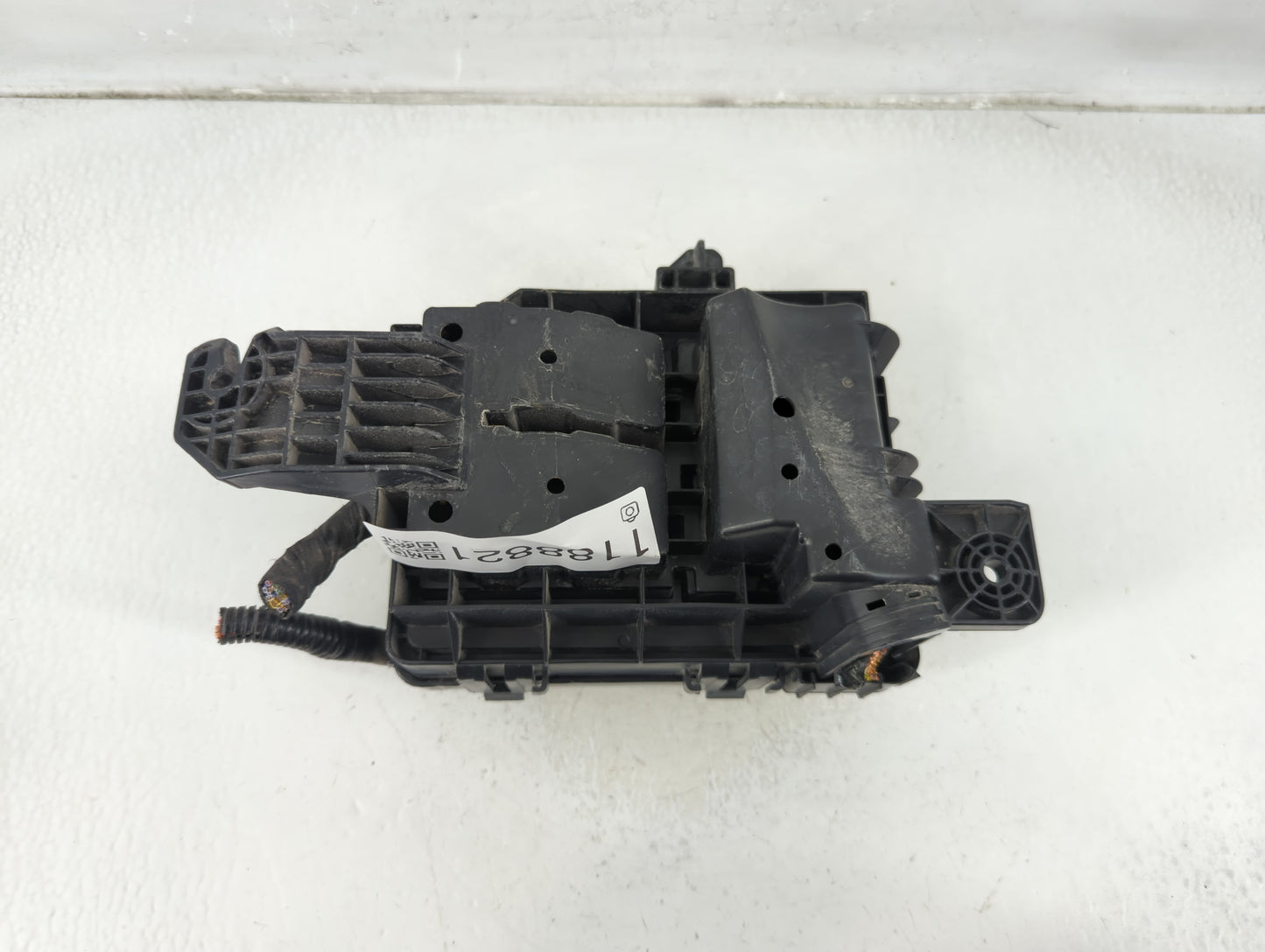 2016 Chevrolet Spark Fusebox Fuse Box Panel Relay Module Fits OEM Used Auto Parts - Oemusedautoparts1.com