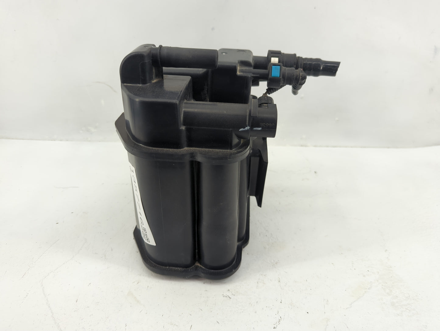 2016 Chevrolet Spark Fuel Vapor Charcoal Canister 1357716 - Oemusedautoparts1.com