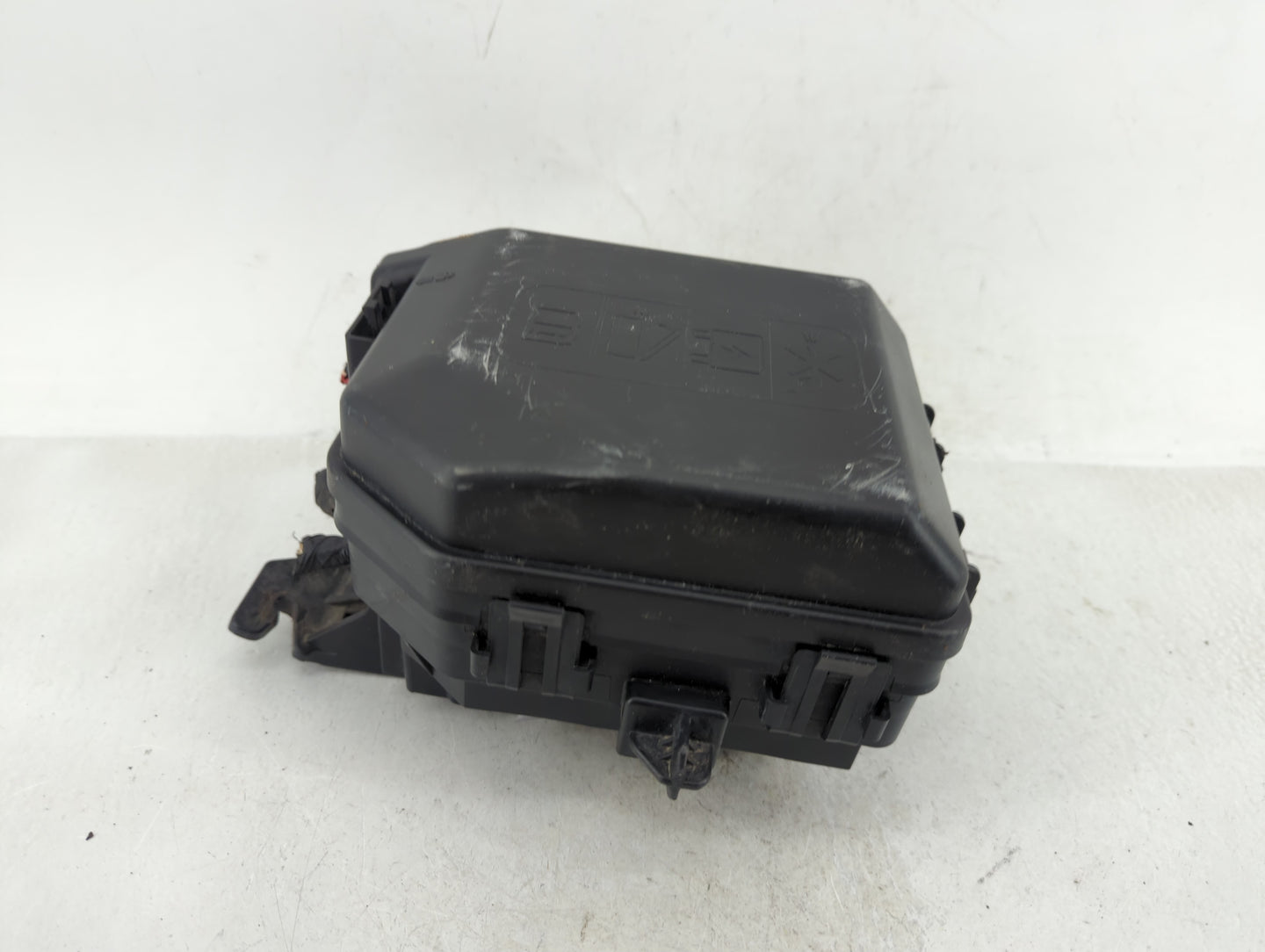 2016 Chevrolet Spark Fusebox Fuse Box Panel Relay Module P/N:42428755 Fits OEM Used Auto Parts - Oemusedautoparts1.com