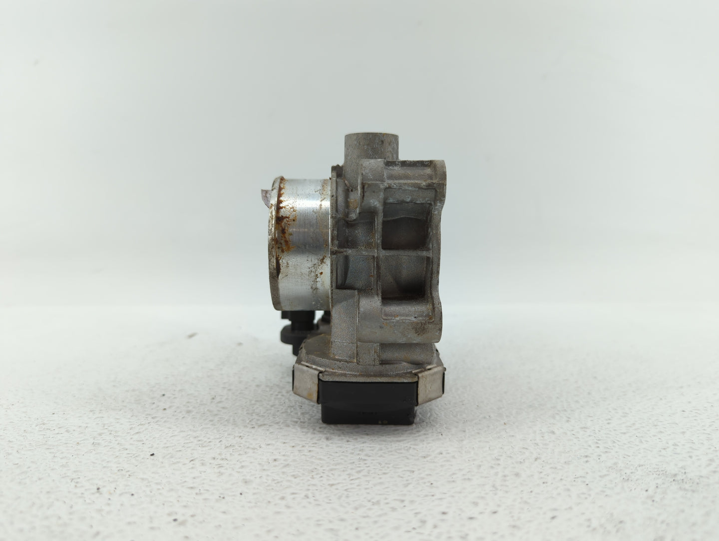 2016-2018 Chevrolet Spark Throttle Body P/N:12673014 Fits Fits 2016 2017 2018 OEM Used Auto Parts - Oemusedautoparts1.com
