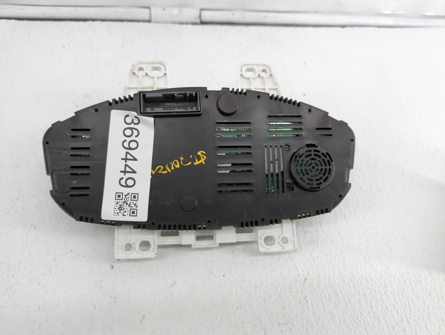 2016-2018 Chevrolet Spark Instrument Cluster Speedometer Gauges P/N:42418602 42574662 Fits Fits 2016 2017 2018 OEM Used Auto
