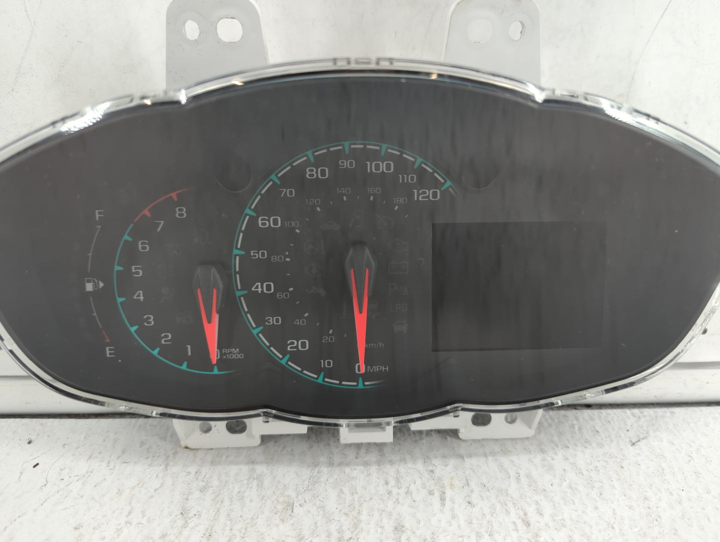 2016-2018 Chevrolet Spark Instrument Cluster Speedometer Gauges P/N:42483689 42574663 Fits Fits 2016 2017 2018 OEM Used Auto