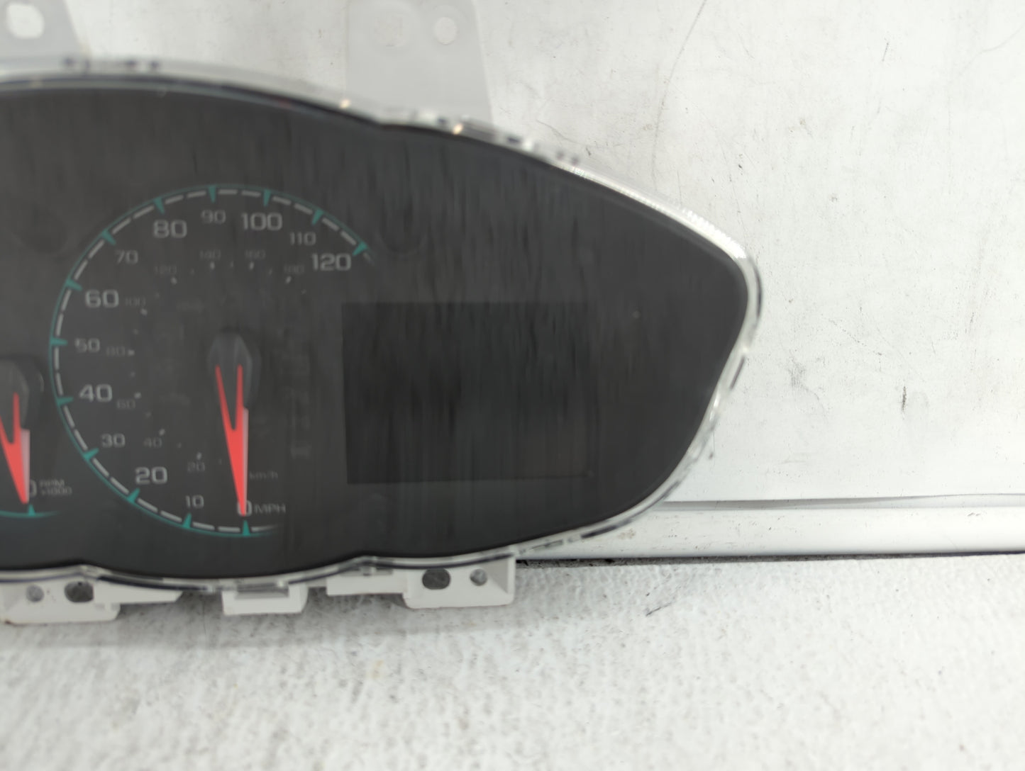 2016-2018 Chevrolet Spark Instrument Cluster Speedometer Gauges P/N:42483689 42574663 Fits Fits 2016 2017 2018 OEM Used Auto