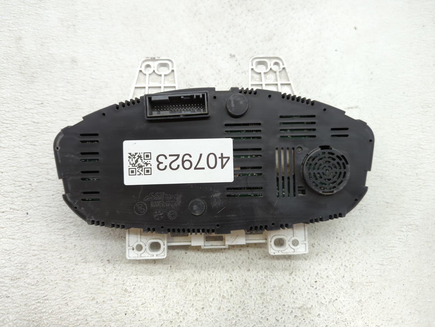 2016-2018 Chevrolet Spark Instrument Cluster Speedometer Gauges P/N:42418602 42574662 Fits Fits 2016 2017 2018 OEM Used Auto