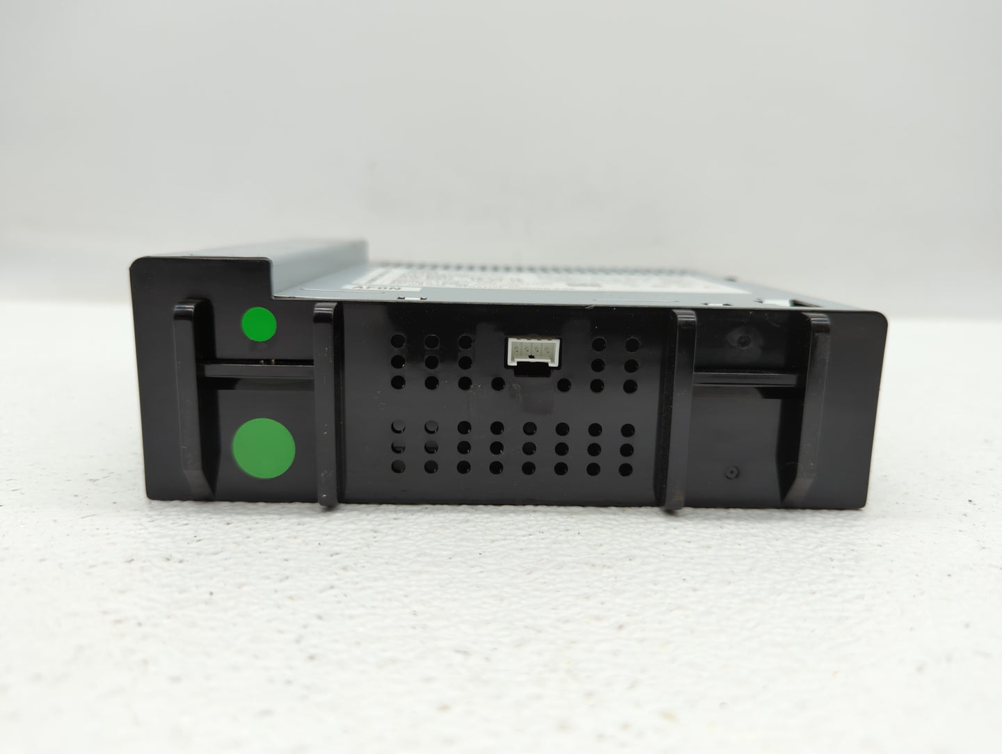 2016 Chevrolet Spark Radio AM FM Cd Player Receiver Replacement P/N:42422244 42456922, 42473827 Fits OEM Used Auto Parts - O