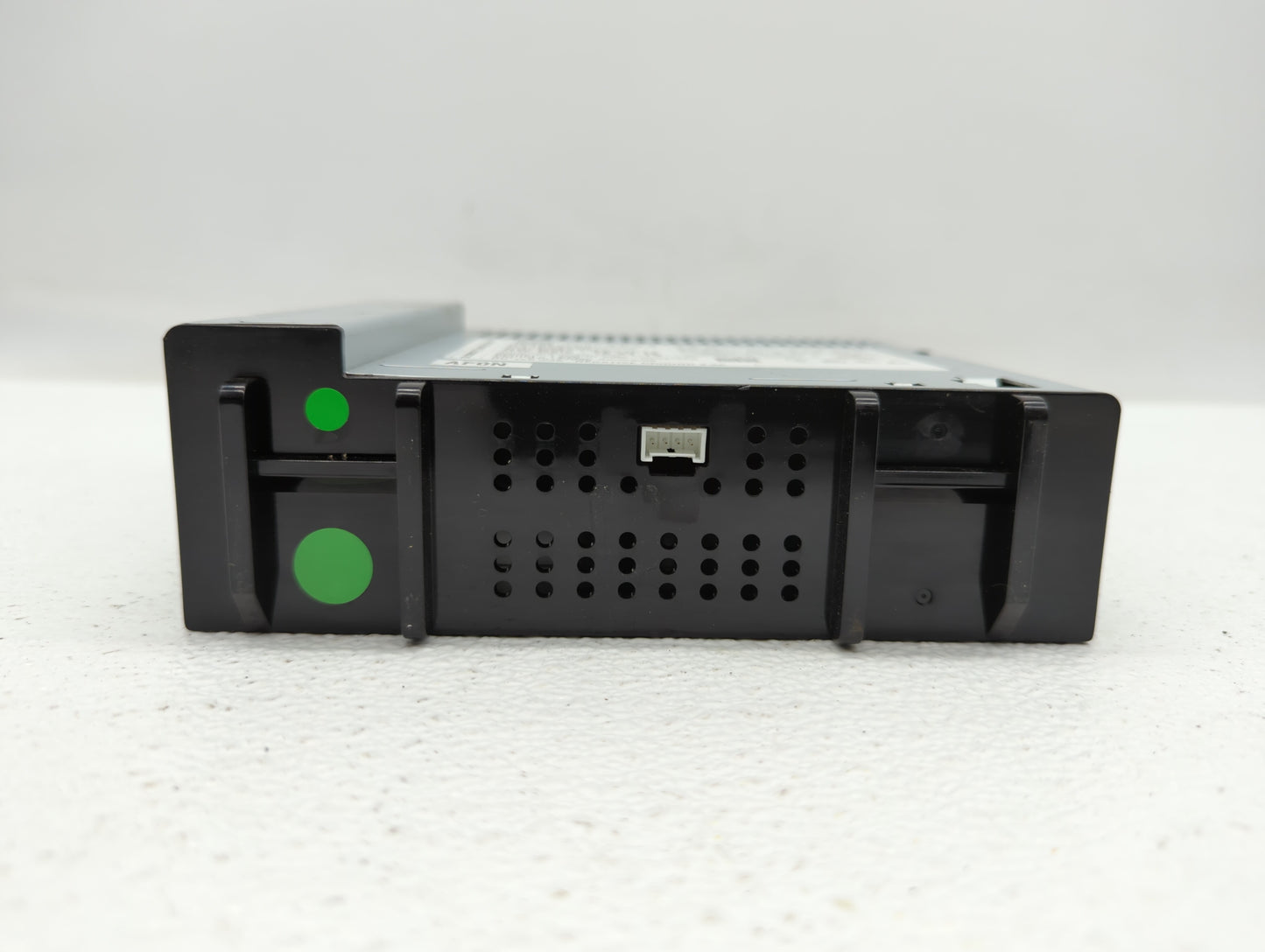2016 Chevrolet Spark Radio AM FM Cd Player Receiver Replacement P/N:42422244 42456922, 42473827 Fits OEM Used Auto Parts - O