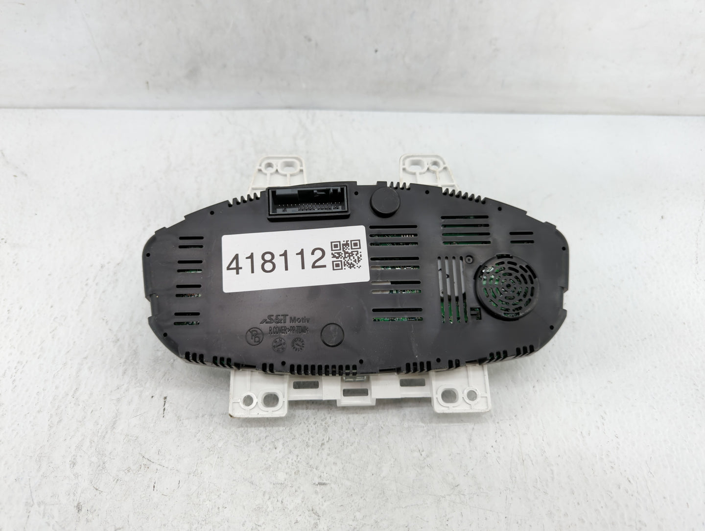 2016-2018 Chevrolet Spark Instrument Cluster Speedometer Gauges P/N:42418602 42418603 Fits Fits 2016 2017 2018 OEM Used Auto