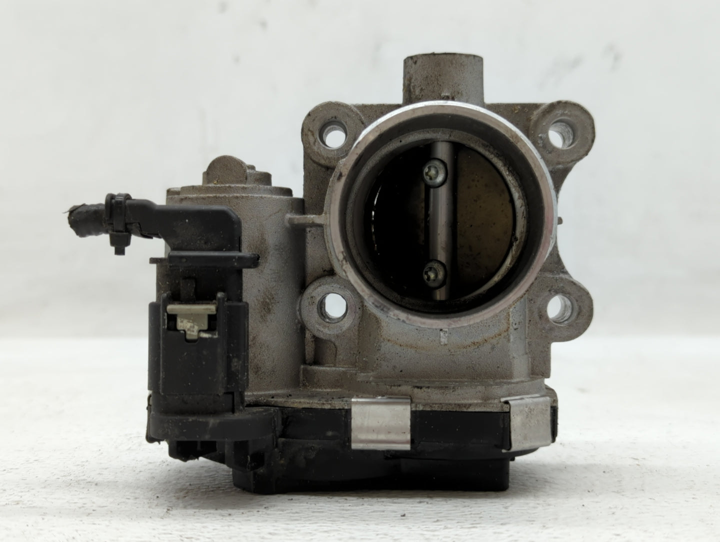 2016-2022 Chevrolet Spark Throttle Body P/N:12654237 12673014 Fits Fits 2016 2017 2018 2019 2020 2021 2022 OEM Used Auto Par