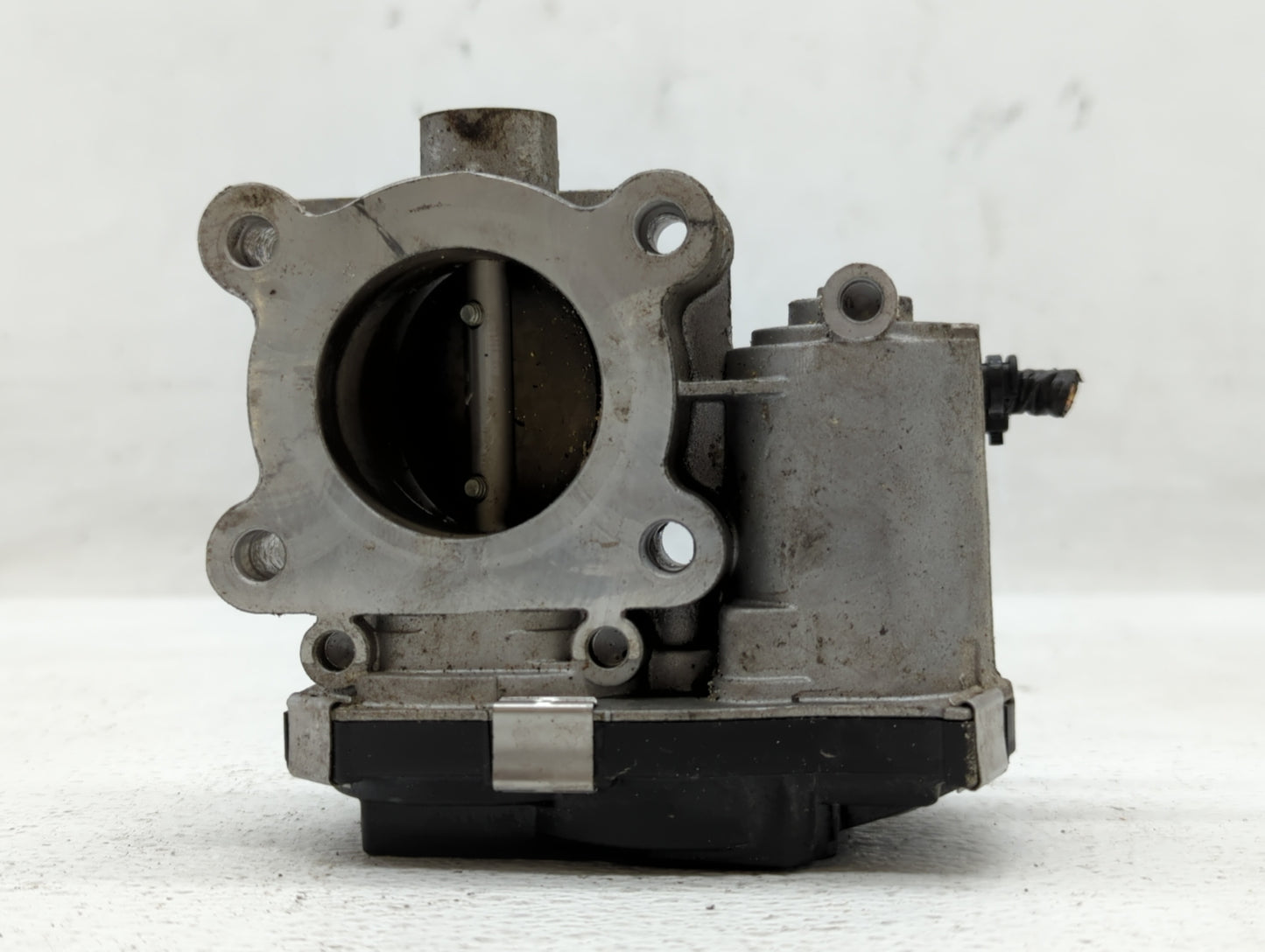 2016-2022 Chevrolet Spark Throttle Body P/N:12654237 12673014 Fits Fits 2016 2017 2018 2019 2020 2021 2022 OEM Used Auto Par