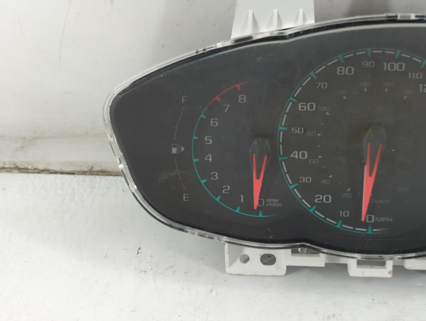 2016-2018 Chevrolet Spark Instrument Cluster Speedometer Gauges P/N:688437714 42418602 Fits Fits 2016 2017 2018 OEM Used Aut