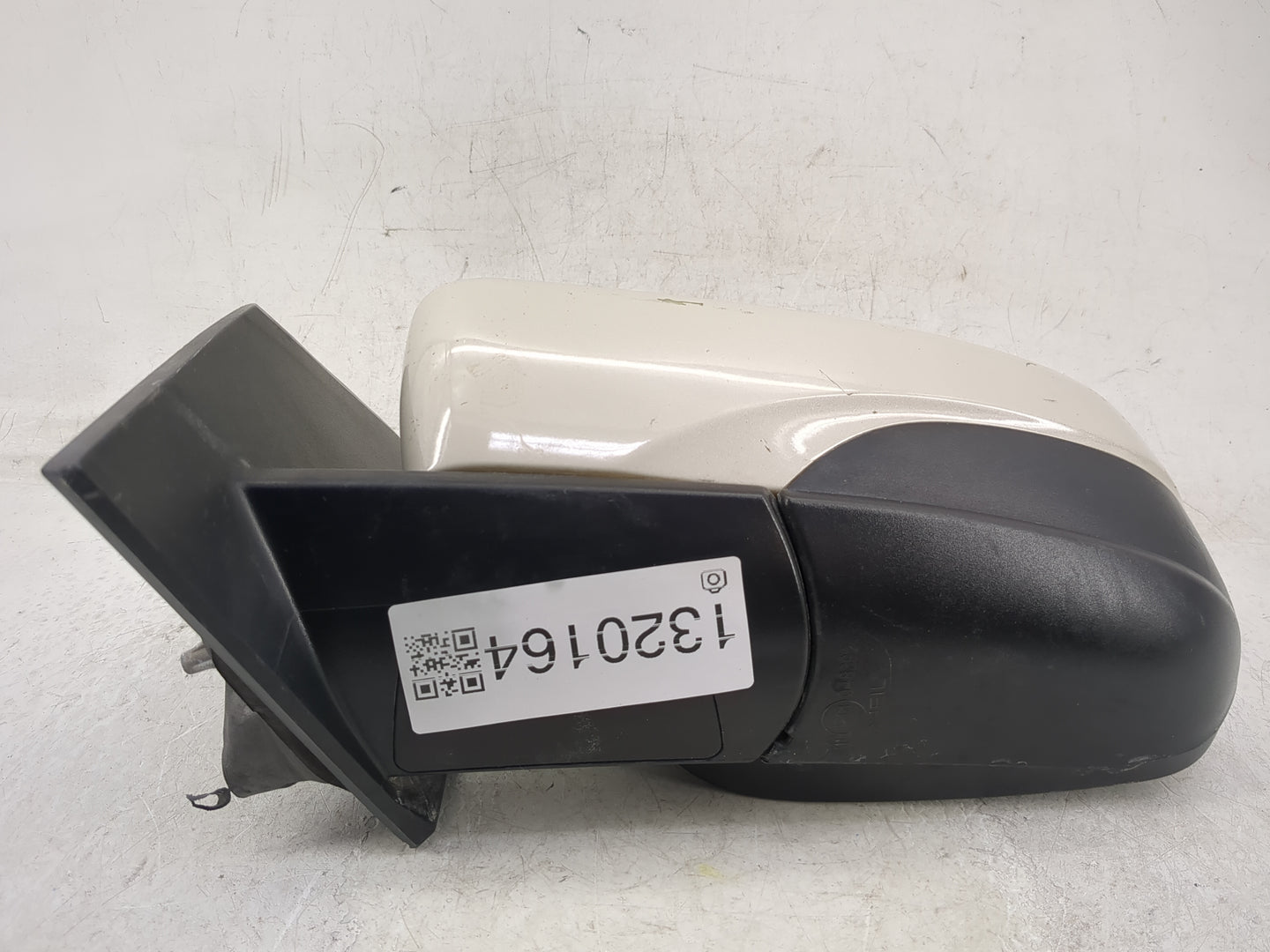 2016 Chevrolet Spark Driver Side View Mirror - Left Door Mirror OEM Used - Oemusedautoparts1.com