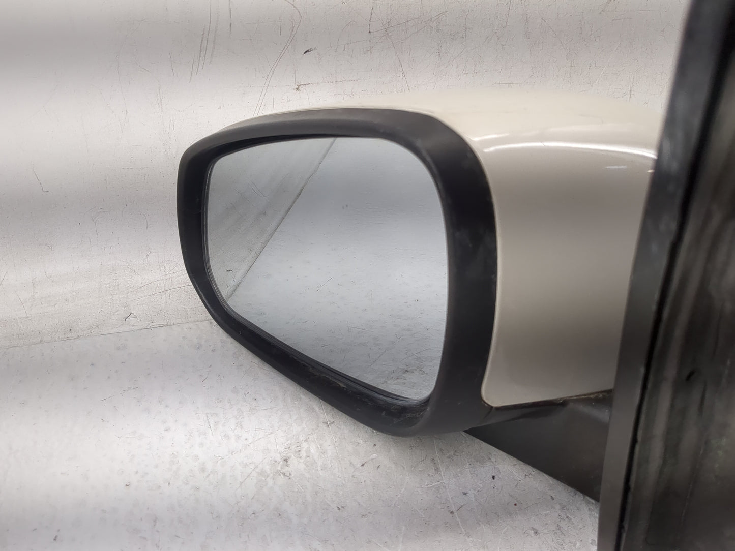 2016 Chevrolet Spark Driver Side View Mirror - Left Door Mirror OEM Used - Oemusedautoparts1.com
