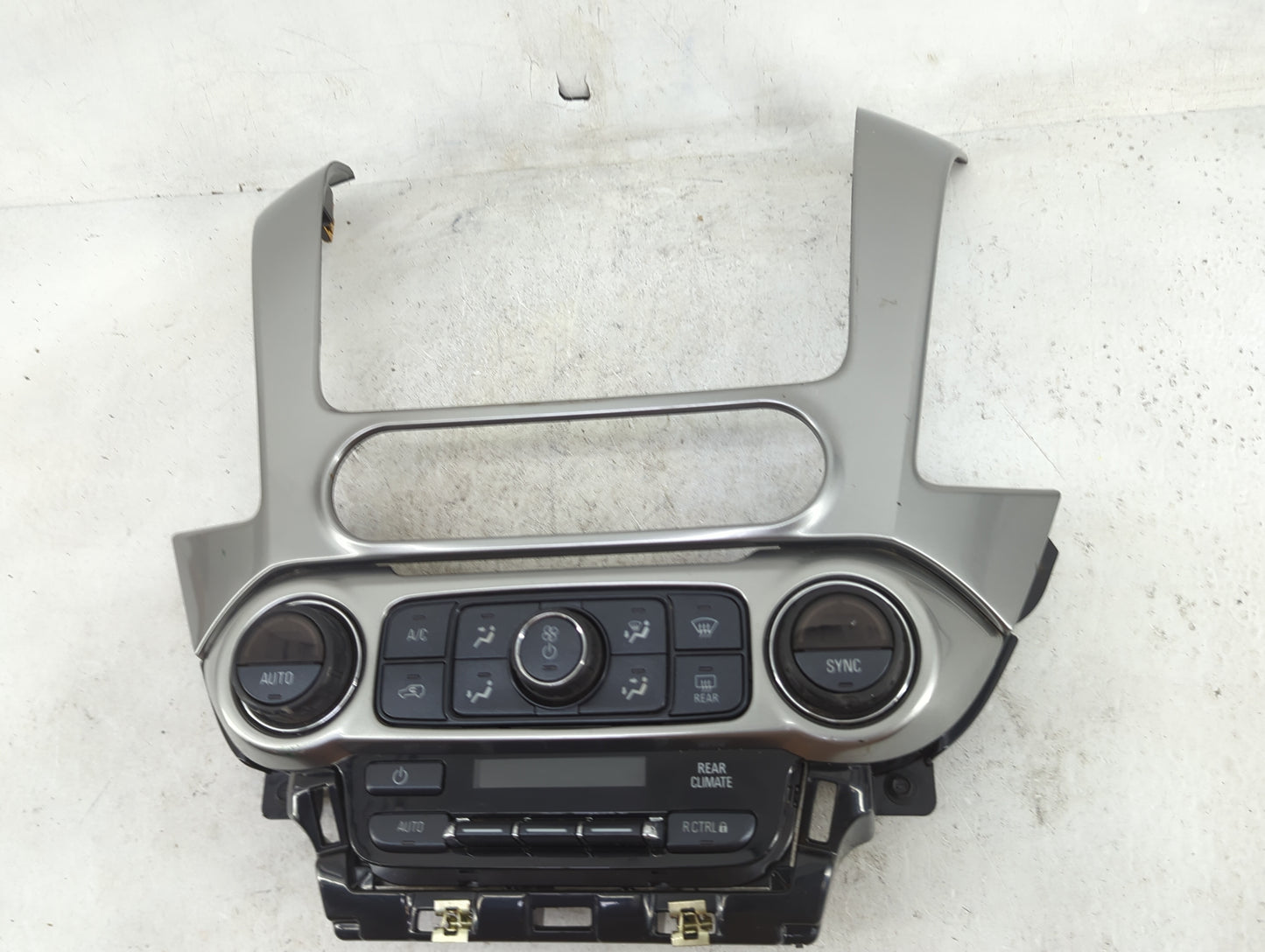 2016-2017 Chevrolet Suburban Climate Control Module Temperature AC/Heater Replacement P/N:23261607 815372982 Fits OEM Used A