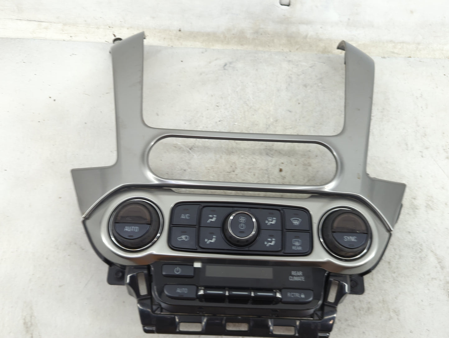 2016-2017 Chevrolet Suburban Climate Control Module Temperature AC/Heater Replacement P/N:23237117 Fits Fits 2015 2016 2017 