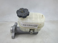 Chevrolet Suburban Brake Master Cylinder 1491990 - Oemusedautoparts1.com