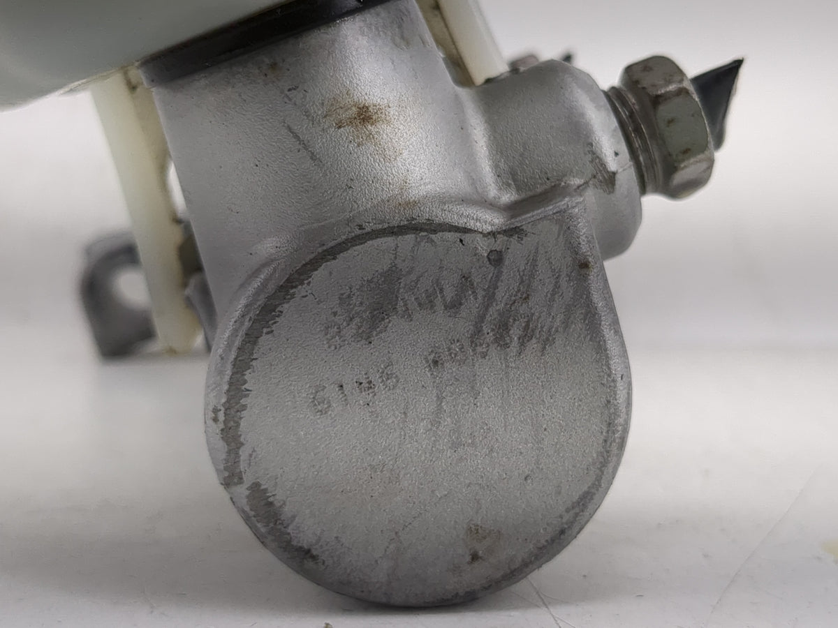 Chevrolet Suburban 1500 Brake Master Cylinder 1208600 - Oemusedautoparts1.com