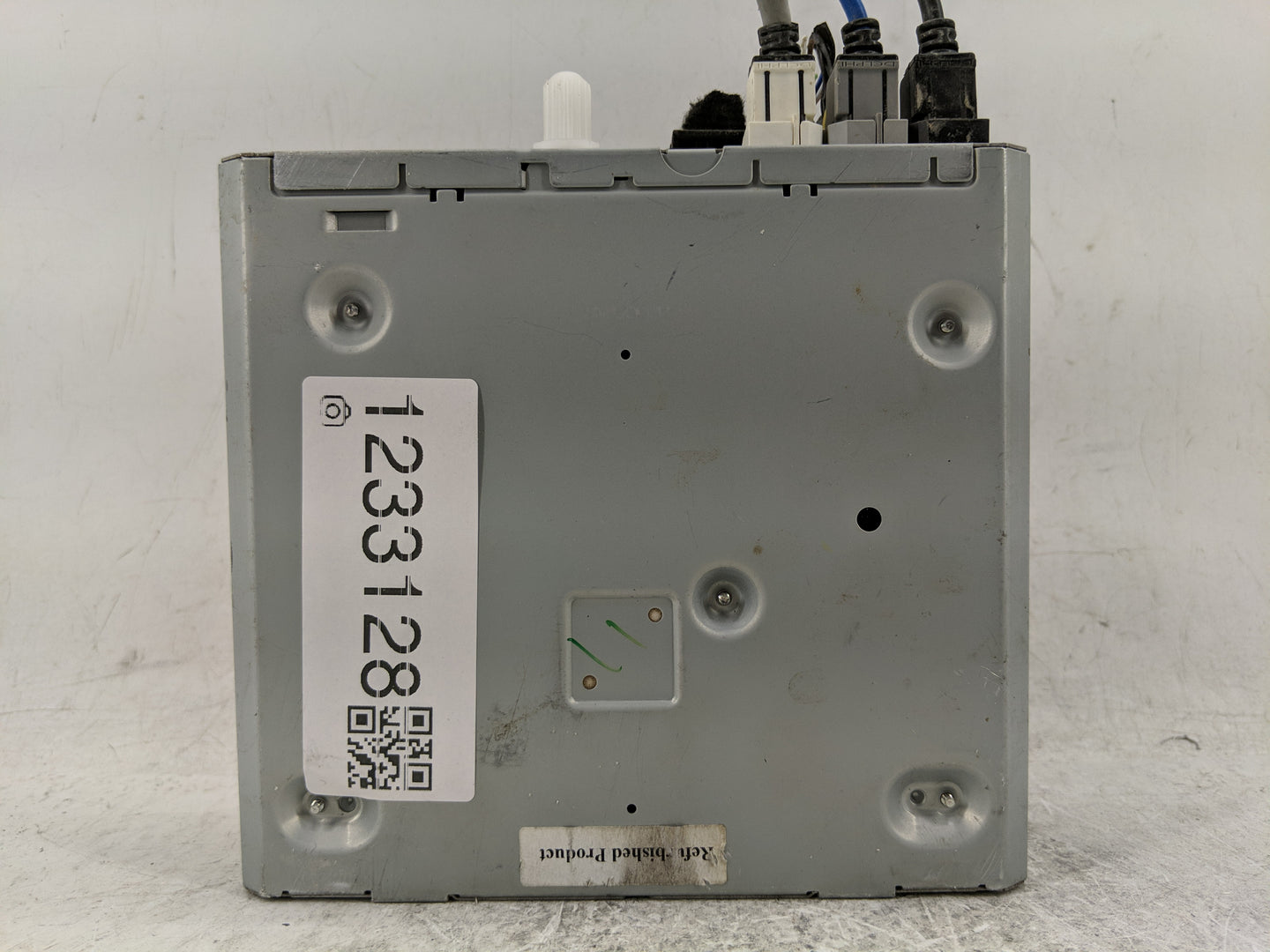 2016 Chevrolet Suburban 1500 Radio AM FM Cd Player Receiver Replacement P/N:P050648164AB Fits OEM Used Auto Parts - Oemuseda