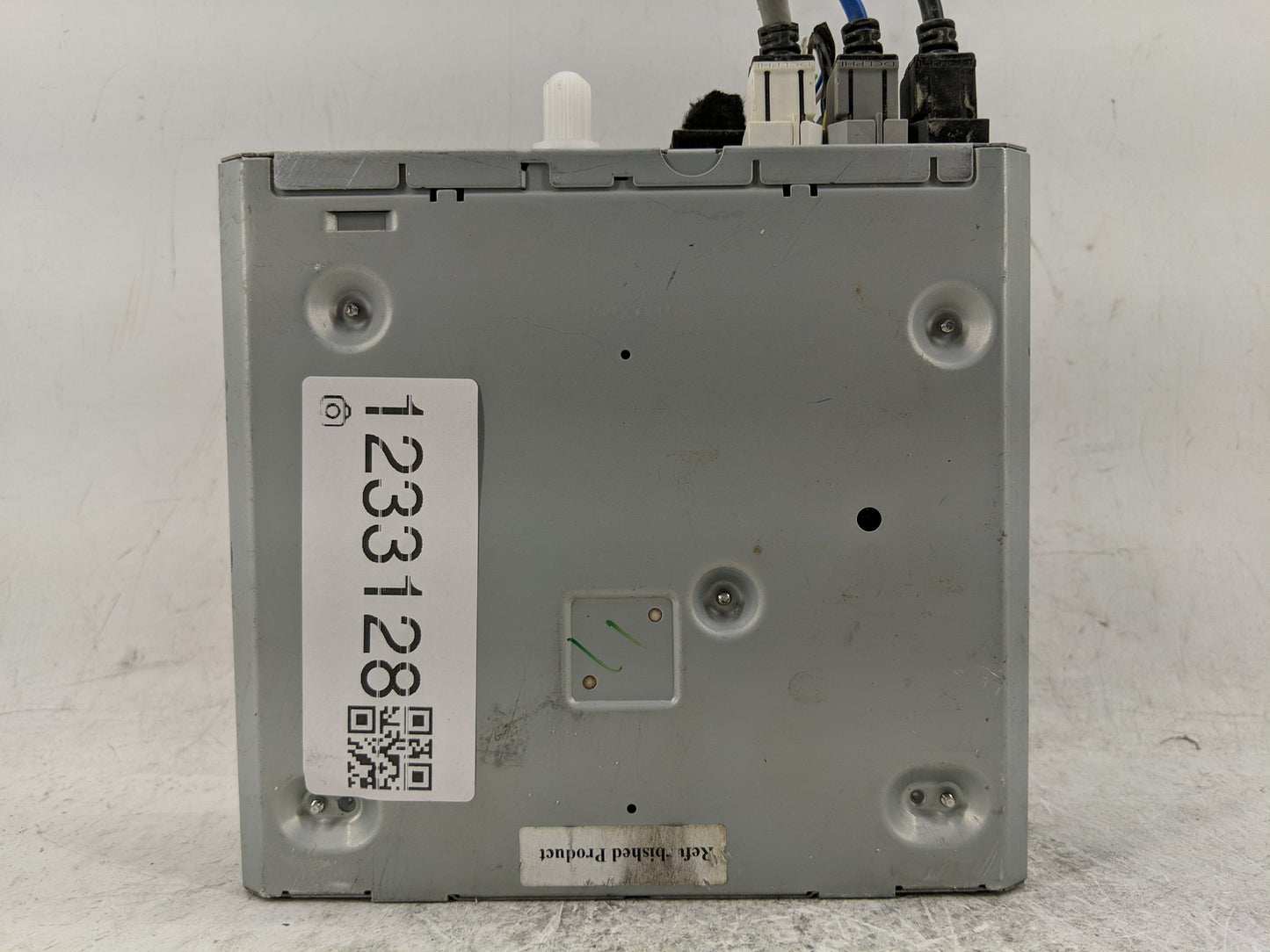 2016 Chevrolet Suburban 1500 Radio AM FM Cd Player Receiver Replacement P/N:P050648164AB Fits OEM Used Auto Parts - Oemuseda