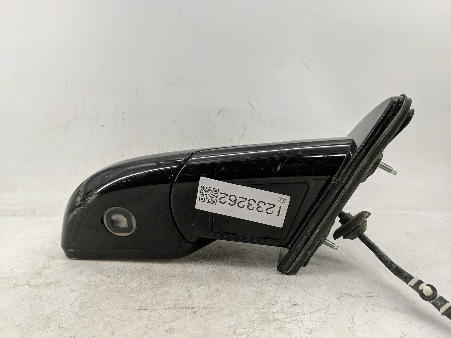 2016 Chevrolet Suburban 1500 Side Mirror Replacement Passenger Right View Door Mirror P/N:772992 Fits OEM Used Auto Parts - 