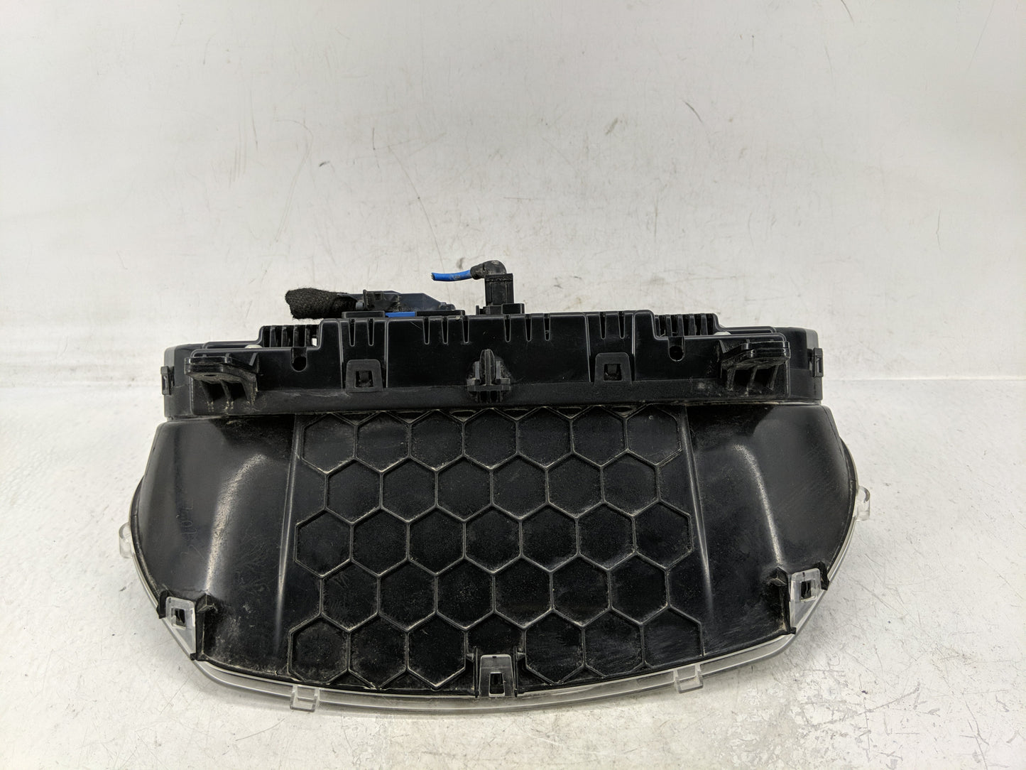2016 Chevrolet Suburban 1500 Instrument Cluster Speedometer Gauges P/N:23390928 Fits OEM Used Auto Parts - Oemusedautoparts1