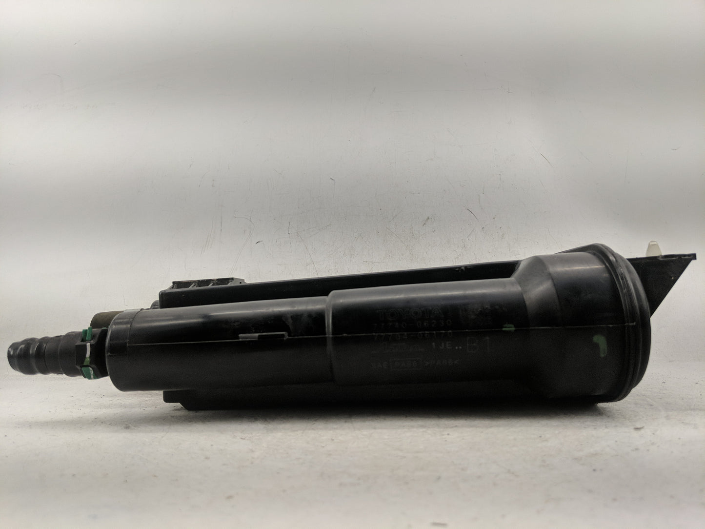 2016 Chevrolet Suburban 1500 Fuel Vapor Charcoal Canister - Oemusedautoparts1.com