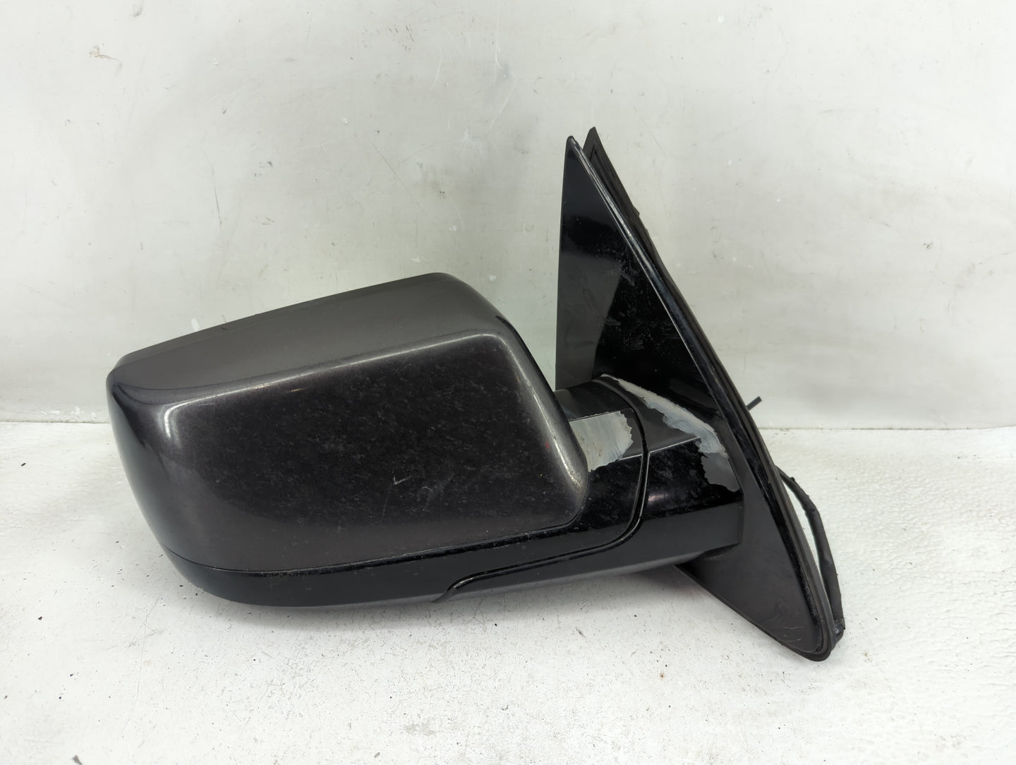 2016 Chevrolet Suburban 1500 Passenger Side View Mirror - Right Door Mirror OEM Used - Oemusedautoparts1.com