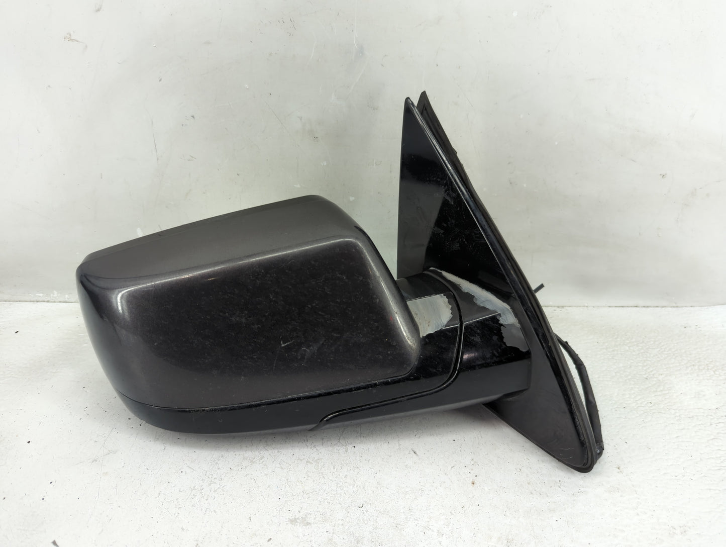 2016 Chevrolet Suburban 1500 Passenger Side View Mirror - Right Door Mirror OEM Used - Oemusedautoparts1.com