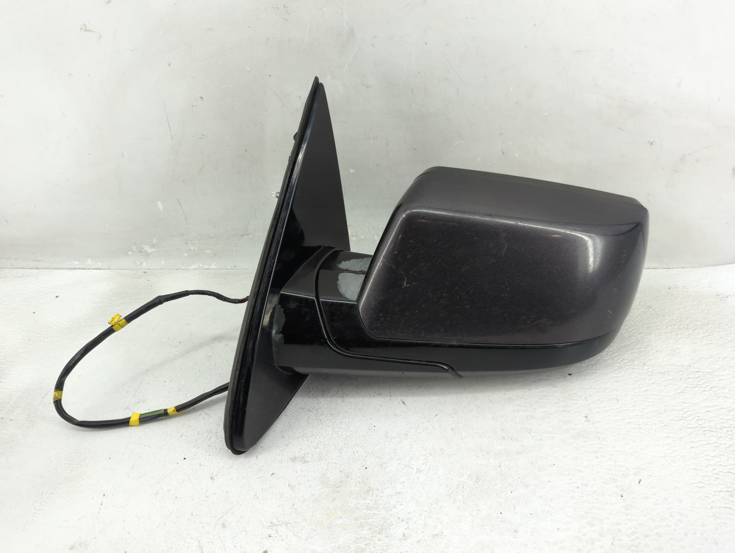2016 Chevrolet Suburban 1500 Driver Side View Mirror - Left Door Mirror OEM Used - Oemusedautoparts1.com