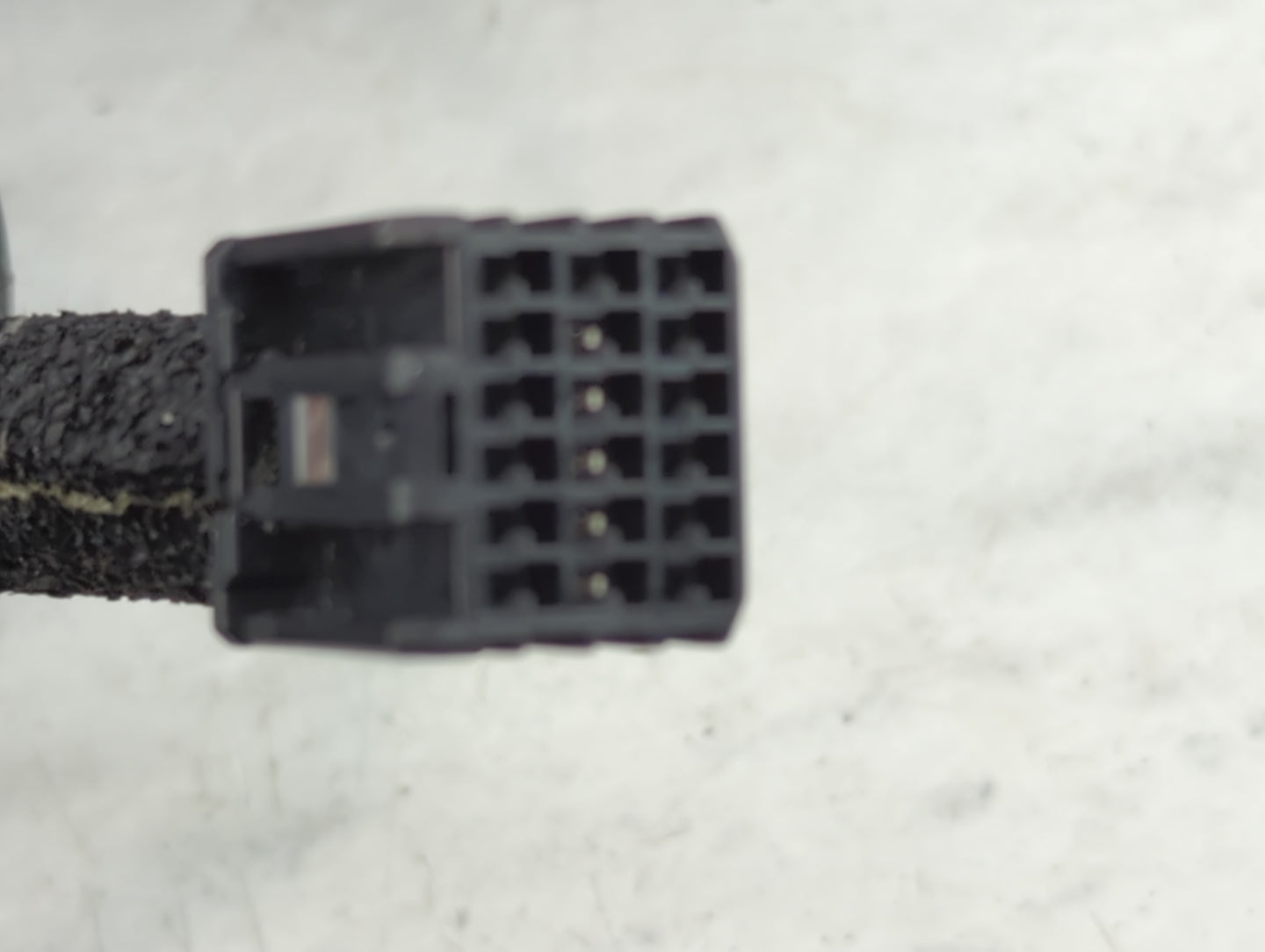 2016 Chevrolet Suburban 1500 Driver Side View Mirror - Left Door Mirror OEM Used - Oemusedautoparts1.com