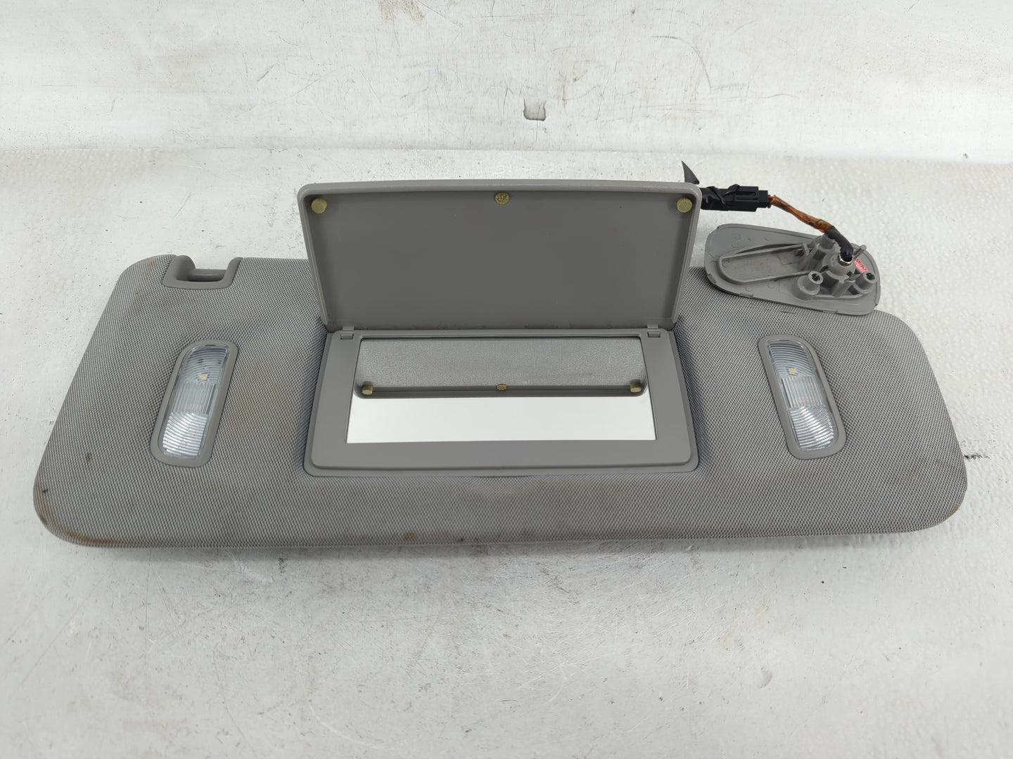 2016 Chevrolet Suburban 1500 Sun Visor Shade Replacement Passenger Right Mirror Fits Fits 2015 2017 2018 2019 2020 OEM Used 