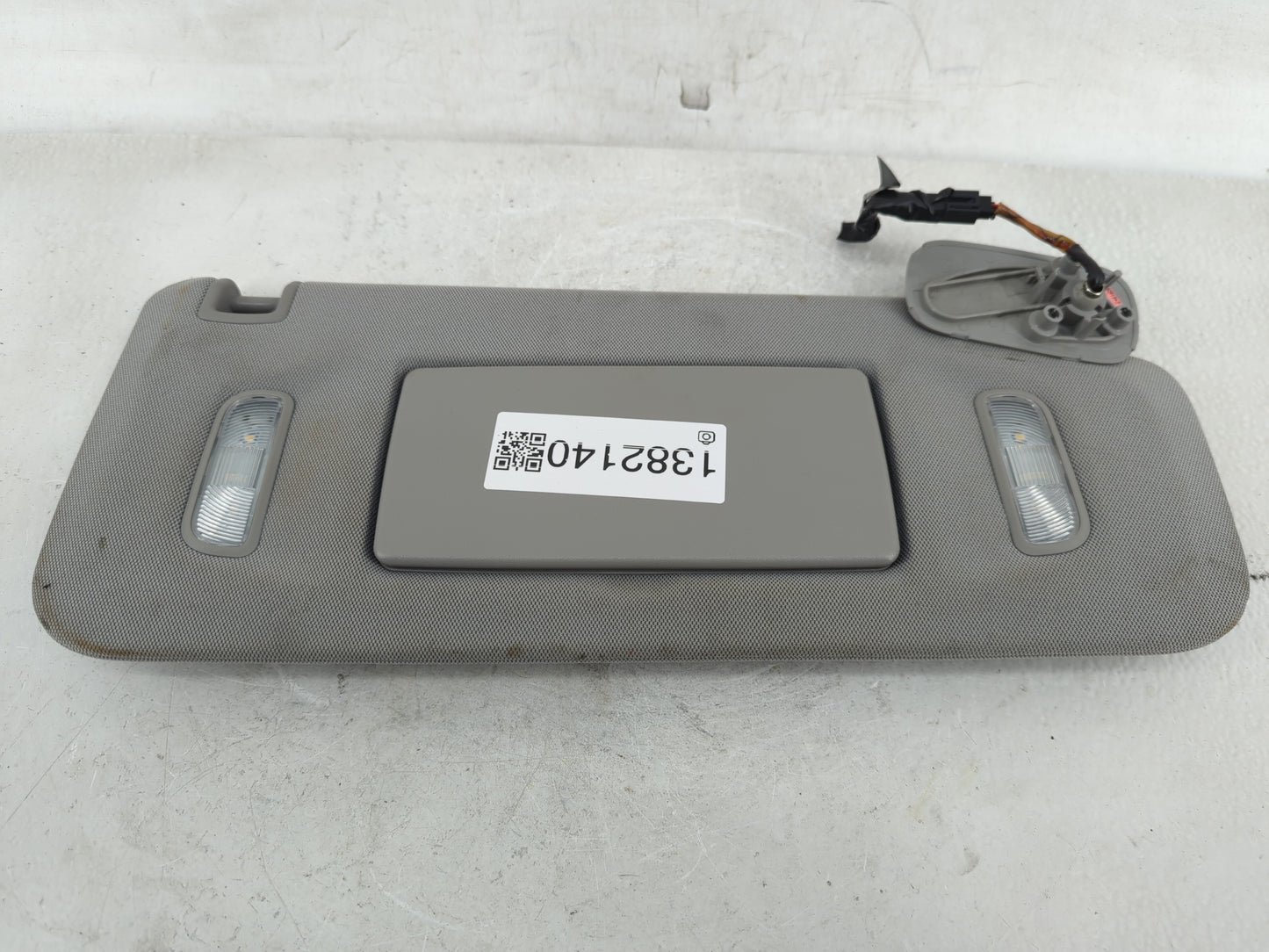 2016 Chevrolet Suburban 1500 Sun Visor Shade Replacement Passenger Right Mirror Fits Fits 2015 2017 2018 2019 2020 OEM Used 