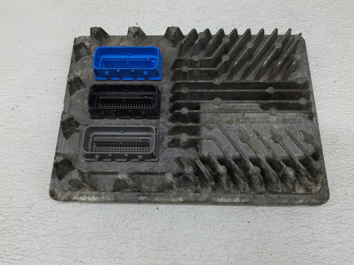 2016 Chevrolet Suburban 1500 PCM Engine Control Computer ECU ECM PCU OEM P/N:848032280 12673195 Fits Fits 2014 2015 OEM Used