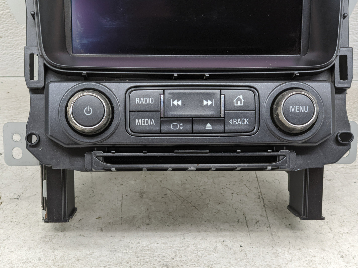 2016 Chevrolet Suburban 1500 Radio AM FM Cd Player Receiver Replacement P/N:815372982 23251765 Fits OEM Used Auto Parts - Oe