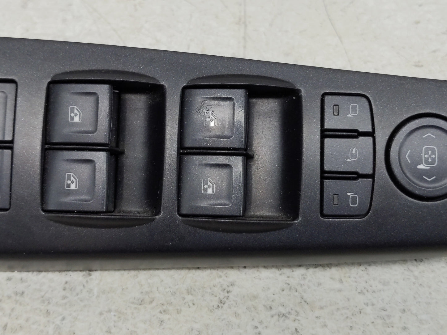 2016 Chevrolet Suburban 1500 Master Power Window Switch Replacement Driver Side Left P/N:B067EA09 23427094 Fits OEM Used Aut