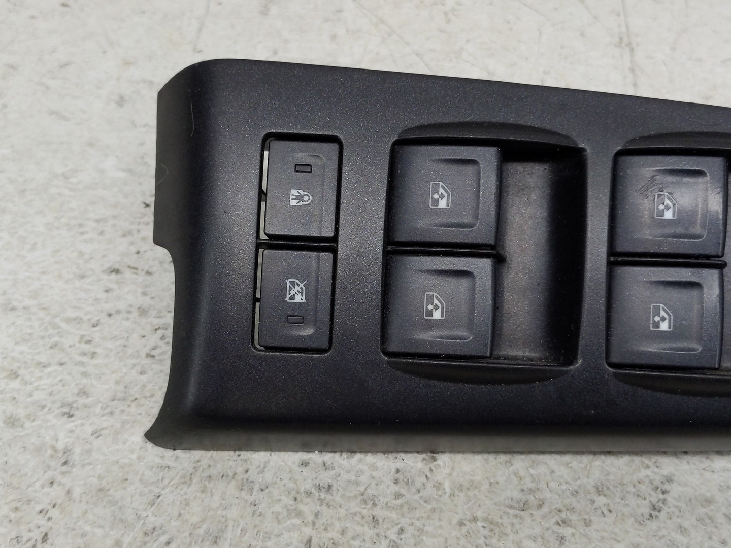 2016 Chevrolet Suburban 1500 Master Power Window Switch Replacement Driver Side Left P/N:B067EA09 23427094 Fits OEM Used Aut