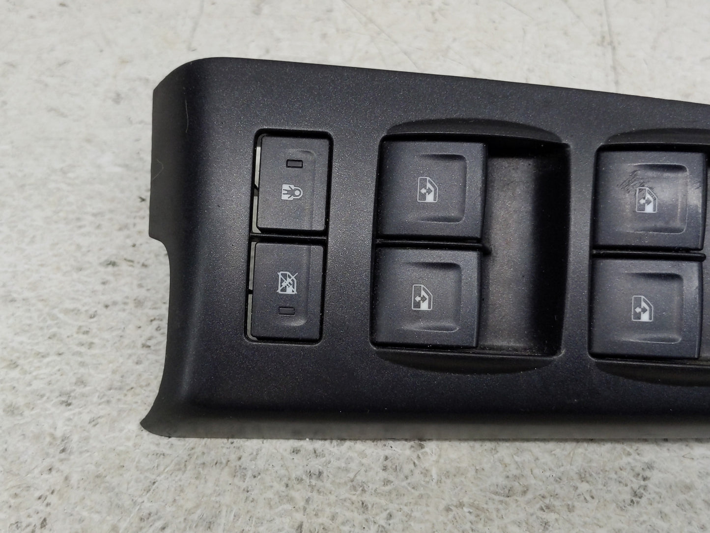 2016 Chevrolet Suburban 1500 Master Power Window Switch Replacement Driver Side Left P/N:B067EA09 23427094 Fits OEM Used Aut