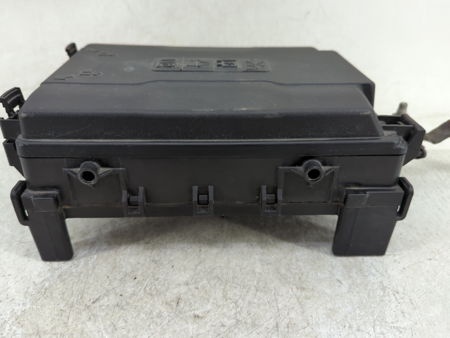 2016 Chevrolet Suburban 1500 Fusebox Fuse Box Panel Relay Module P/N:23418066 Fits Fits 2015 2017 2018 2019 2020 OEM Used Au