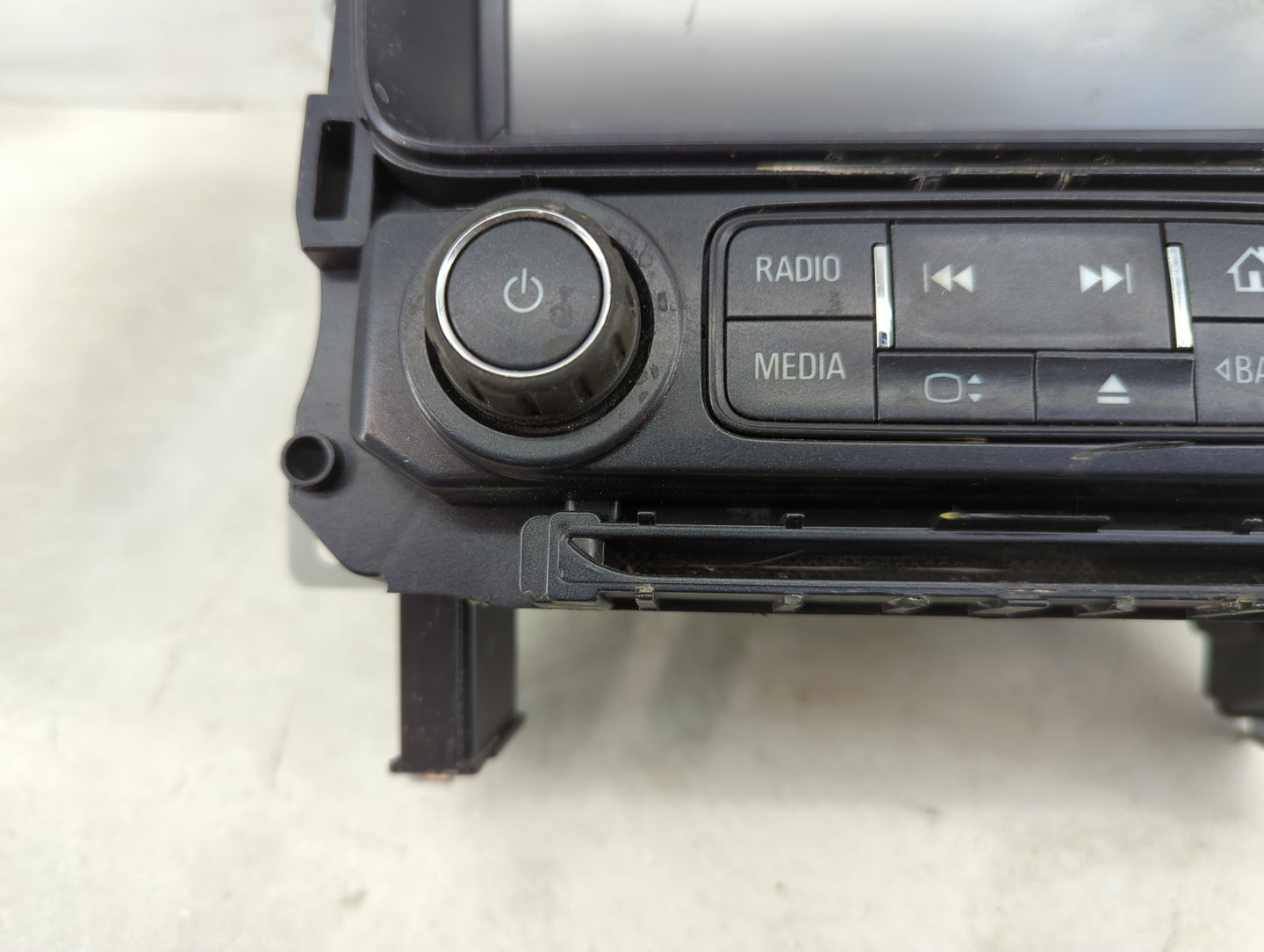 2016 Chevrolet Suburban 1500 Radio AM FM Cd Player Receiver Replacement P/N:23383726 815372982, 23251762 Fits OEM Used Auto 