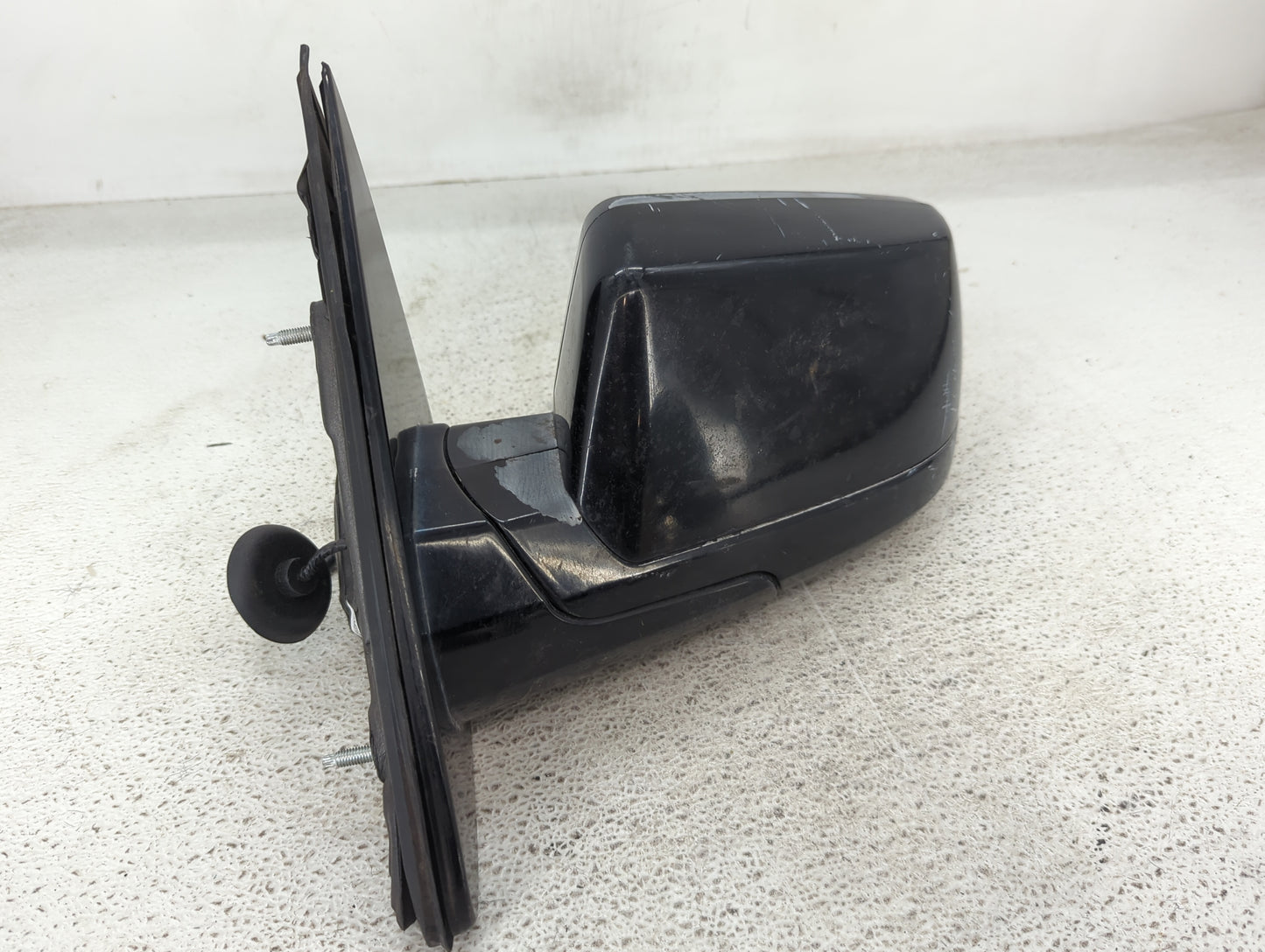 2016 Chevrolet Suburban 1500 Driver Side View Mirror - Left Door Mirror OEM Used - Oemusedautoparts1.com
