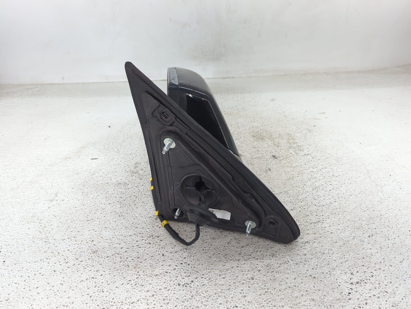 2016 Chevrolet Suburban 1500 Driver Side View Mirror - Left Door Mirror OEM Used - Oemusedautoparts1.com