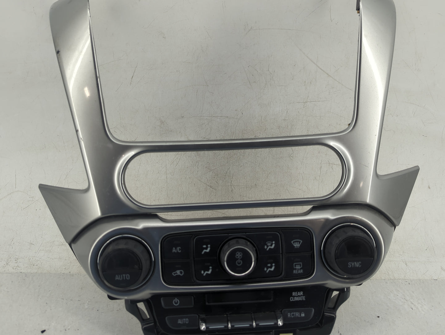 2016 Chevrolet Suburban 1500 Climate Control Module Temperature AC/Heater Replacement P/N:23251607 7370200000000X Fits OEM U