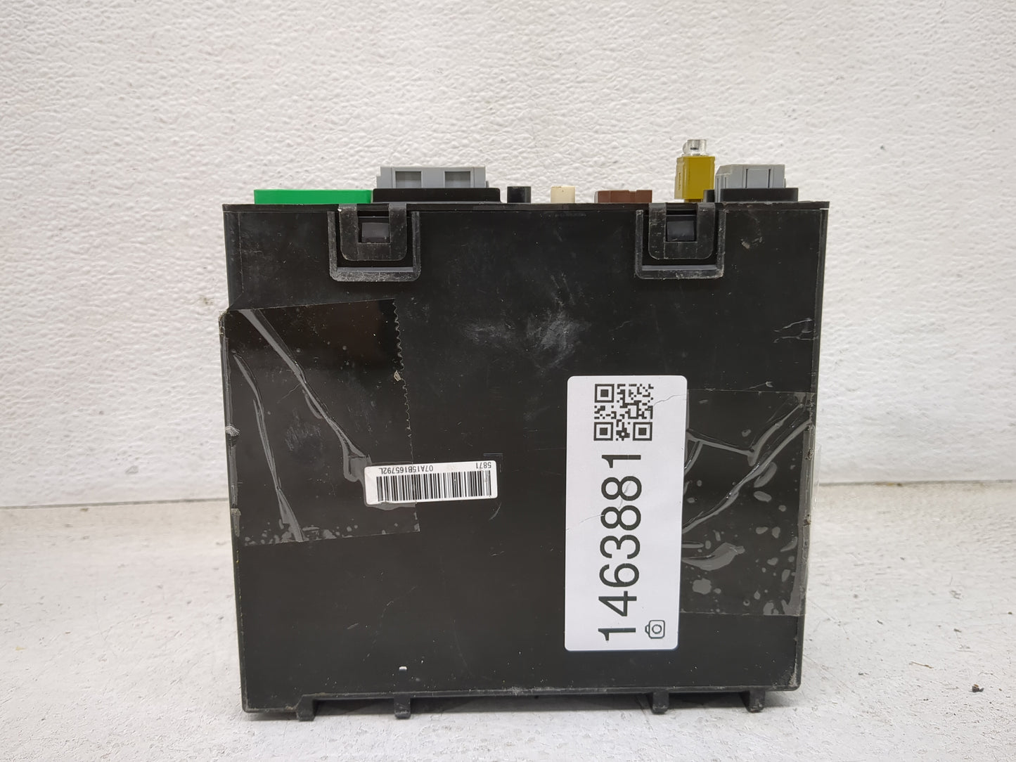 2016 Chevrolet Suburban 1500 Radio AM FM Cd Player Receiver Replacement P/N:23402903 Fits Fits 2017 OEM Used Auto Parts - Oe