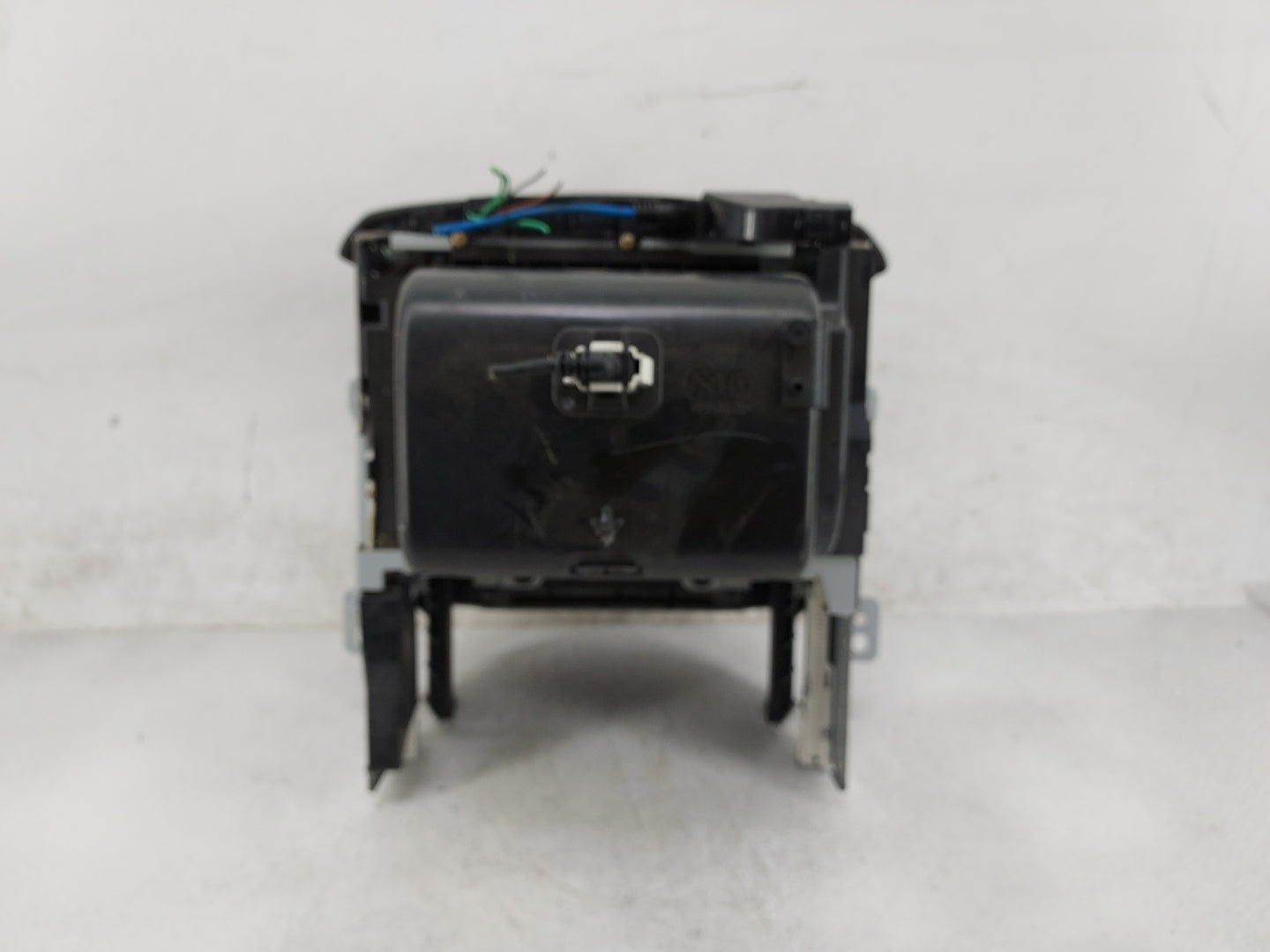2016 Chevrolet Suburban 1500 Radio Control Panel - Oemusedautoparts1.com
