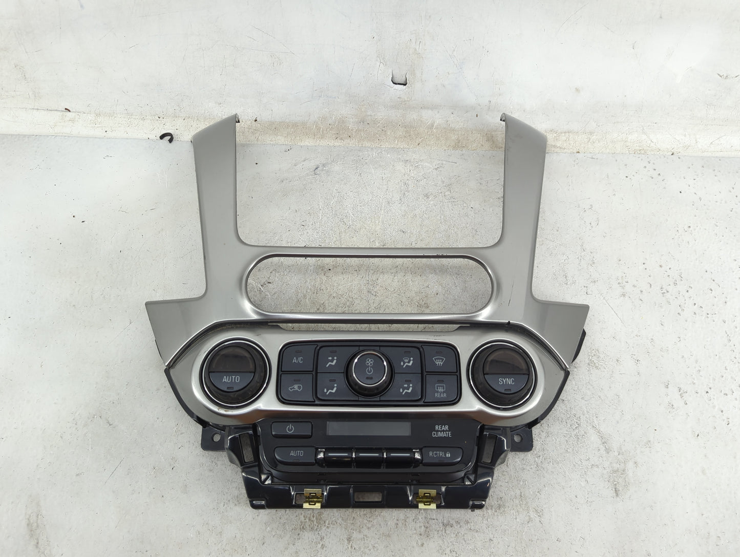 2016 Chevrolet Suburban 1500 Climate Control Module Temperature AC/Heater Replacement P/N:23511607 815372982 Fits Fits 2015 