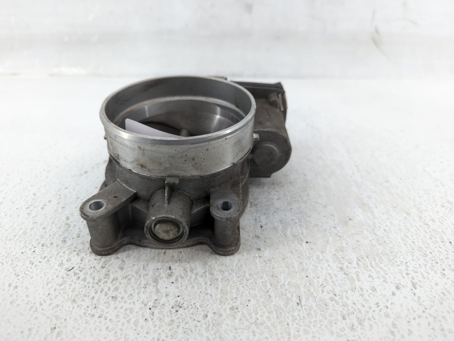 2016 Chevrolet Suburban 1500 Throttle Body P/N:12617792 Fits Fits 2014 2015 2017 2018 2019 2020 2021 2022 OEM Used Auto Part