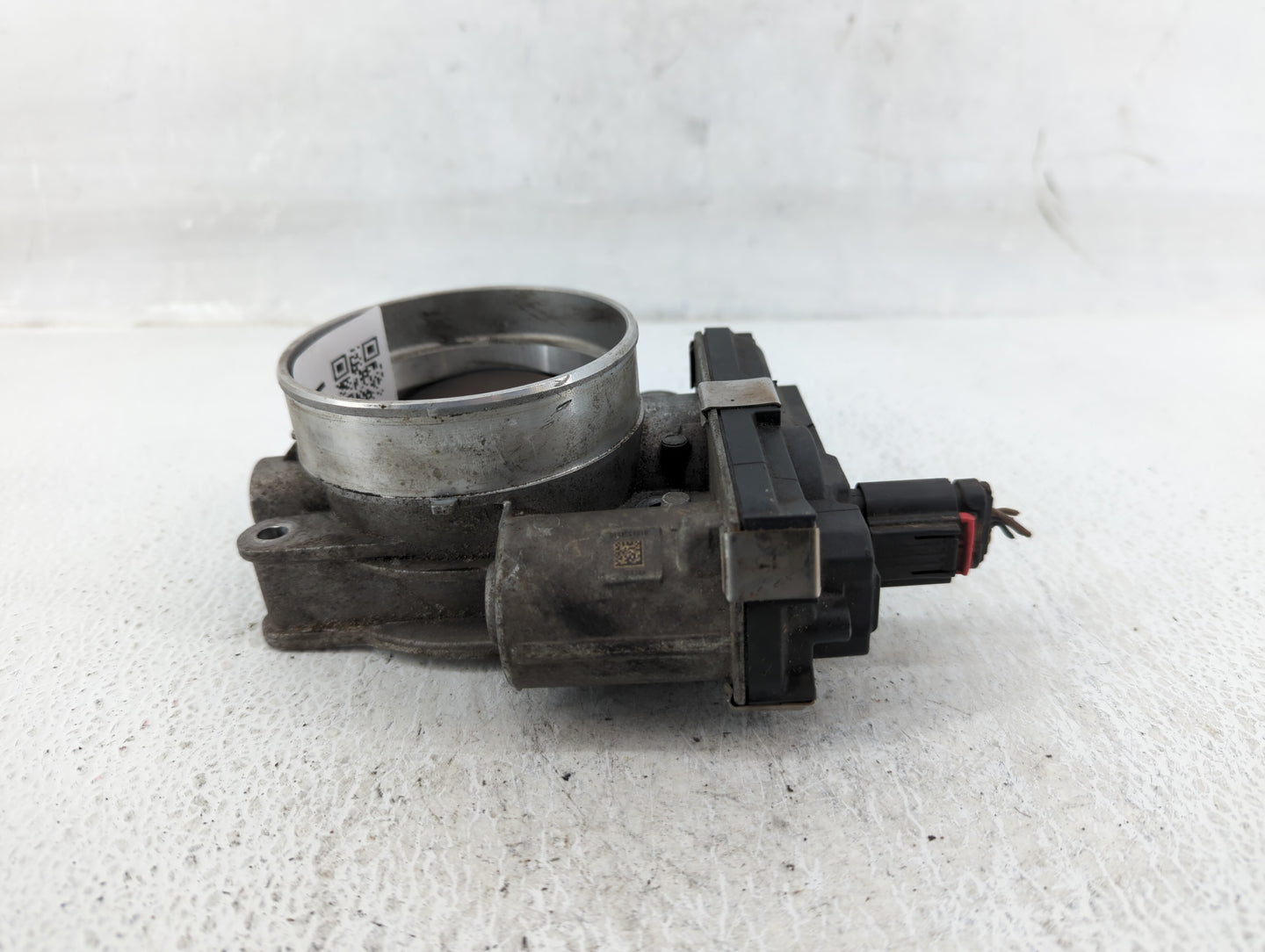 2016 Chevrolet Suburban 1500 Throttle Body P/N:12617792 Fits Fits 2014 2015 2017 2018 2019 2020 2021 2022 OEM Used Auto Part