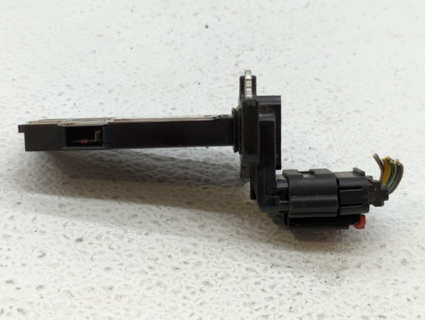 Chevrolet Suburban 1500 Mass Air Flow Meter Maf - Oemusedautoparts1.com