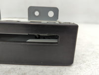 Chevrolet Suburban 1500 Am Fm Cd Player Radio Receiver - Oemusedautoparts1.com