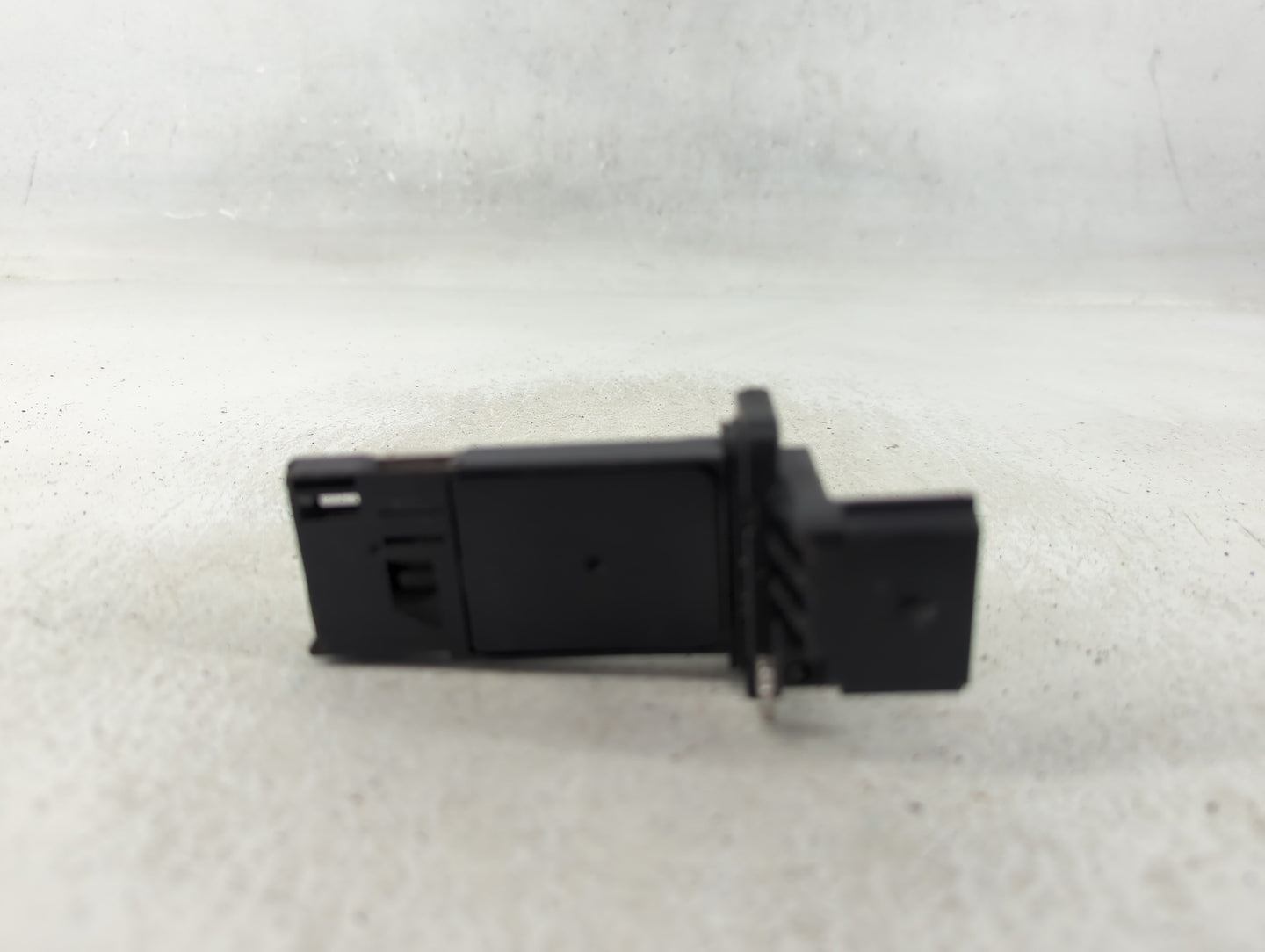 Chevrolet Suburban 1500 Mass Air Flow Meter Maf - Oemusedautoparts1.com