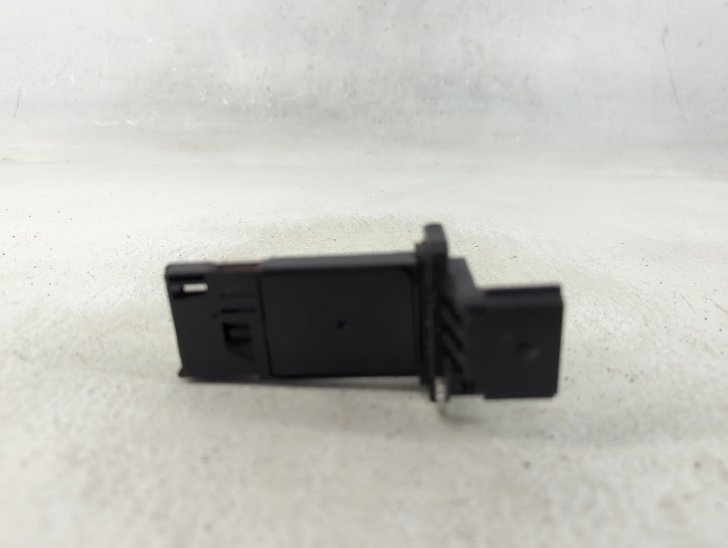 Chevrolet Suburban 1500 Mass Air Flow Meter Maf - Oemusedautoparts1.com
